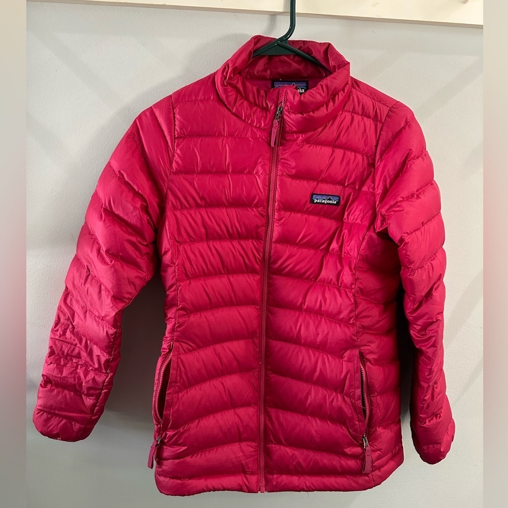 Patagonia Youth Girls size XL (14) Down Sweater jacket